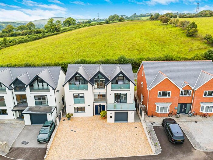 5 Bedroom Detached House For Sale In Abergarw Meadow, Brynmenyn, Bridgend, CF32
