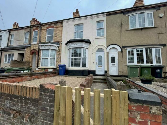 4 Bedroom Terraced House To Rent In Welholme Road, Grimsby, DN32