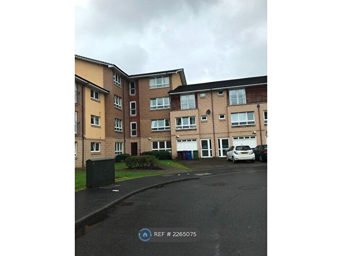 2 Bedroom Flat To Rent In Whitehill Court, Glasgow, G31