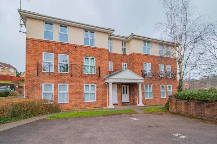 2 Bedroom Flat To Rent In St Annes Park, Bristol, BS4
