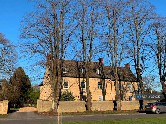 1 Bedroom Flat To Rent In Chichester House A, Witney, OX28