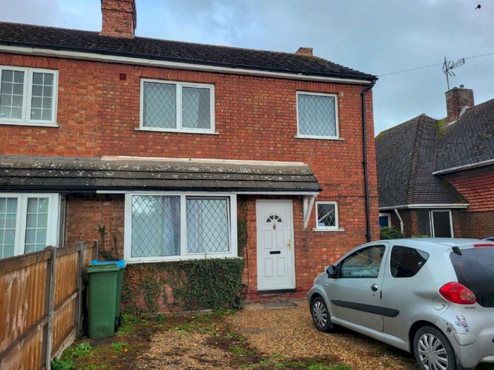 1 Bedroom Maisonette To Rent In Buckingham Road, Aylesbury, HP19