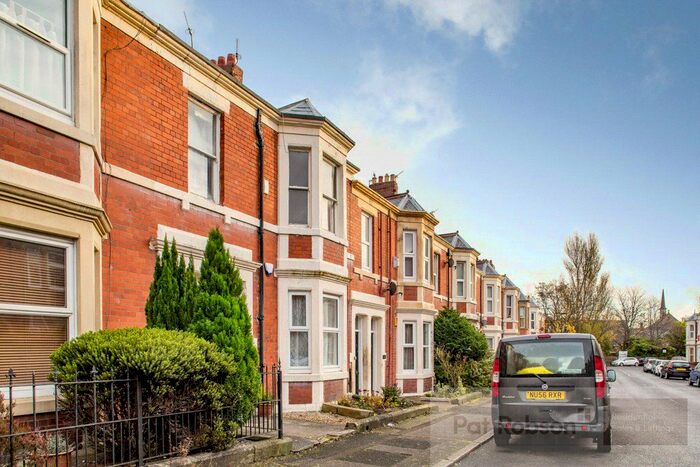 2 Bedroom Flat To Rent In Ashleigh Grove, West Jesmond, Newcastle Upon Tyne, NE2