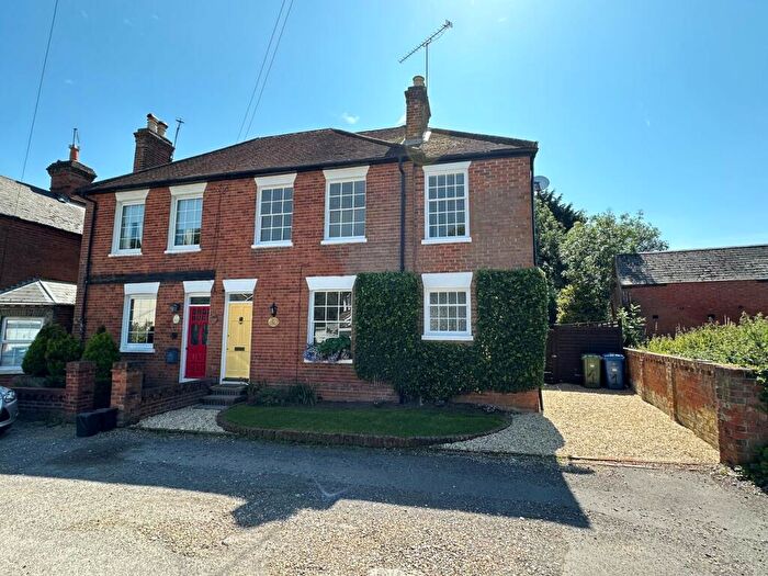 3 Bedroom Semi-Detached House To Rent In Chapel Lane, Binfield, RG42