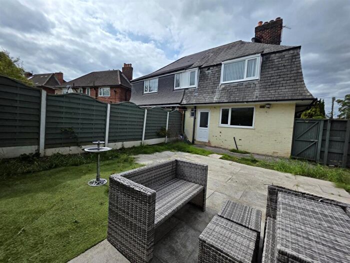 3 Bedroom Semi-Detached House For Sale In Rotherby Road, Manchester, M22