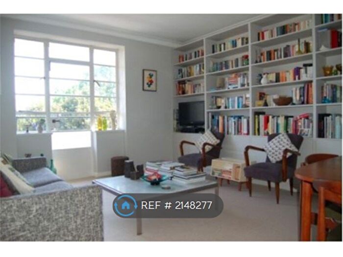 2 Bedroom Flat To Rent In Hightrees House, London, SW12