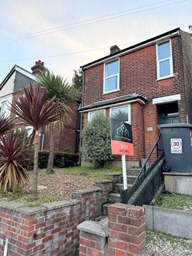 3 Bedroom Detached House To Rent In Wherstead Road, Ipswich, IP2