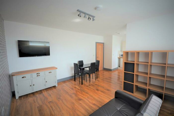 1 Bedroom Flat To Rent In The Kingsway, Malcolm Struel House, City Centre, Swansea, SA1