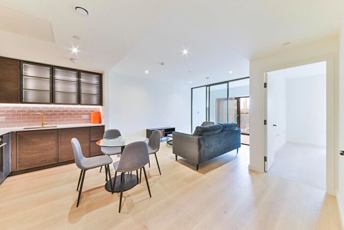 1 Bedroom Flat To Rent In Docker Building, Riverscape, London, E16