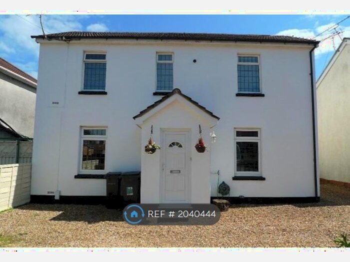 2 Bedroom Flat To Rent In Windham Road, Bournemouth, BH1