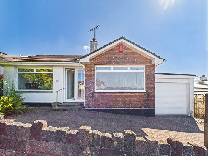 2 Bedroom Bungalow For Sale In Allen Vale, Liskeard, Cornwall, PL14