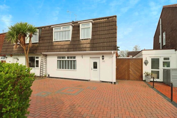 3 Bedroom Semi-Detached House To Rent In Westminster Drive, Bromborough, CH62