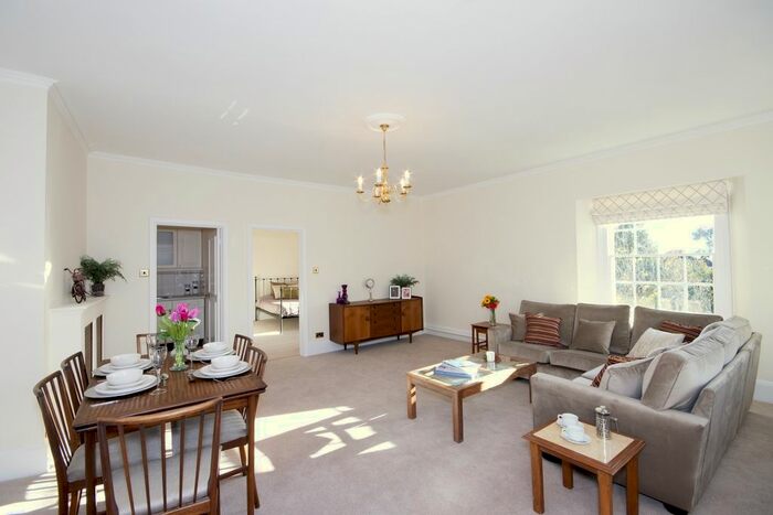 1 Bedroom Flat To Rent In Field House Drive, Oxford, OX2