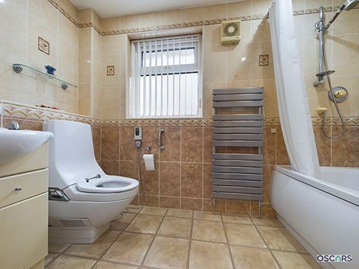 3 Bedroom Terraced House For Sale In Newtondale, Sutton-On-Hull, Hull, HU7