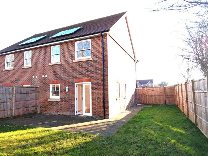 3 Bedroom Semi-Detached House For Sale In The Orchards, Ringmer, Lewes, BN8