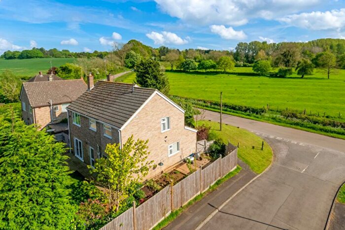 4 Bedroom Detached House For Sale In Middleton Road, Chacombe, OX17