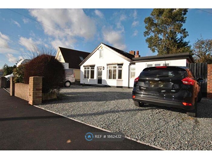 5 Bedroom Bungalow To Rent In St. Margarets Avenue, Uxbridge, UB8