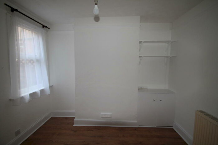 2 Bedroom House To Rent In Westgate Road, Dartford, DA1