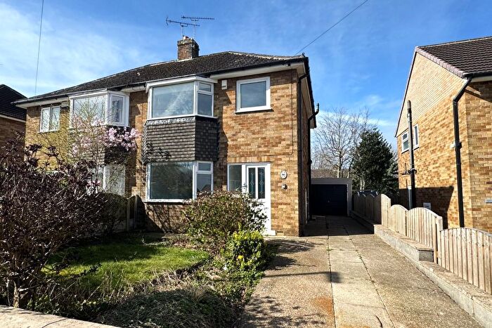 3 Bedroom Semi-Detached House To Rent In Ling Road, Walton, Chesterfield, S40