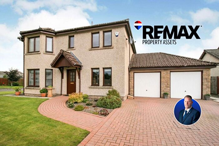 4 Bedroom Detached House For Sale In Levenbridge Place, Kinross, KY13