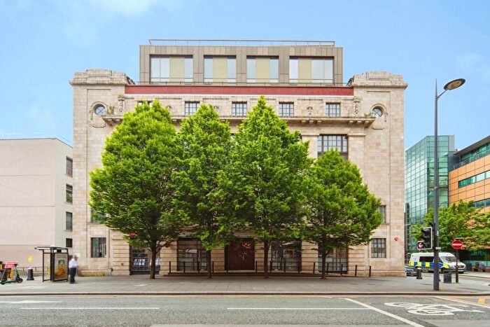 2 Bedroom Flat For Sale In Tithebarn Street, Liverpool, Merseyside, L2