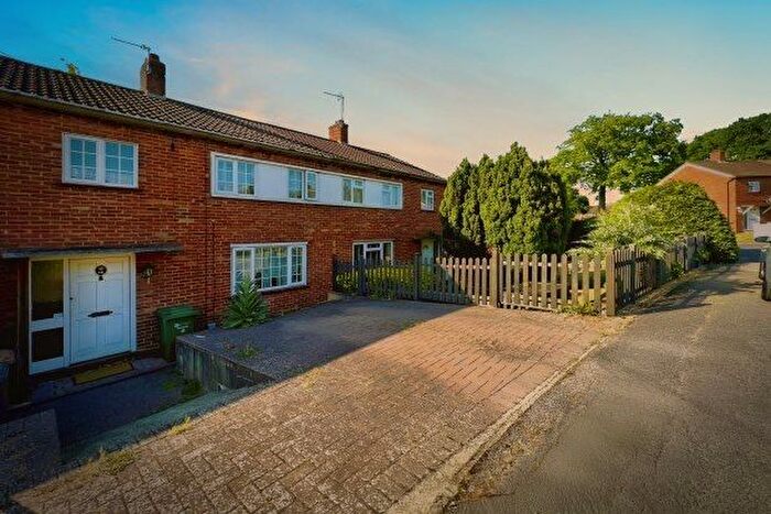 3 Bedroom Property To Rent In Bushy Hill Drive, Guildford, GU1