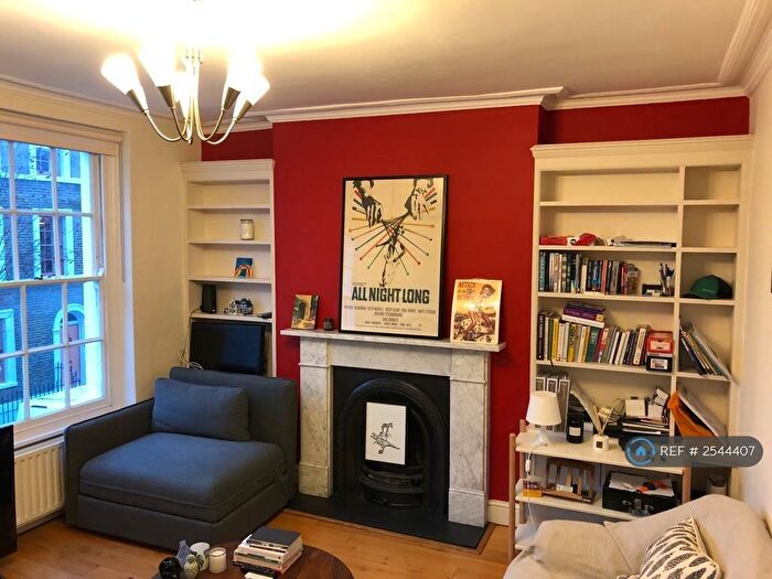 2 Bedroom Maisonette To Rent In Remington Street, London, N1