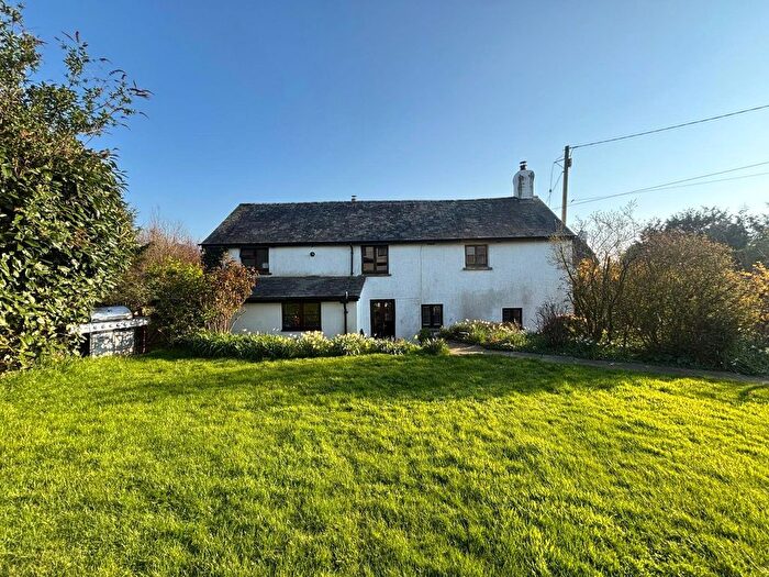 3 Bedroom Detached House For Sale In High Bickington, Umberleigh, Devon, EX37