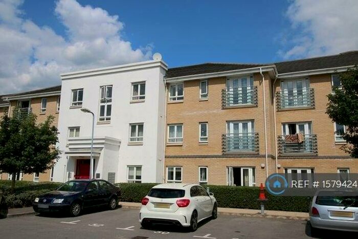 2 Bedroom Flat To Rent In Sovereign Heights, Colnbrook, SL3