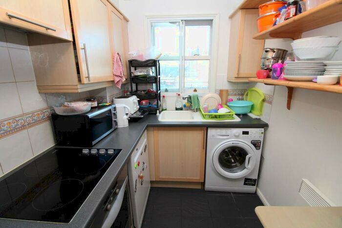 2 Bedroom Apartment To Rent In London Road, Forest Hill, SE23