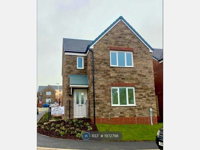 3 Bedroom Detached House To Rent In Yeoman Avenue, Haverfordwest, SA61