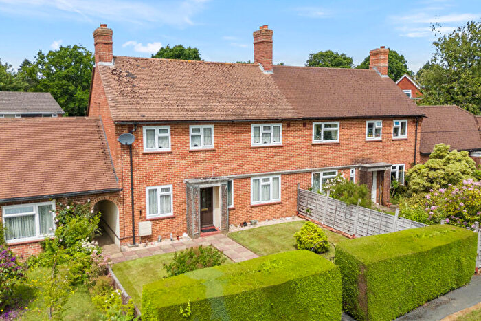 2 Bedroom Terraced House For Sale In Fox Road, Midhurst, GU29