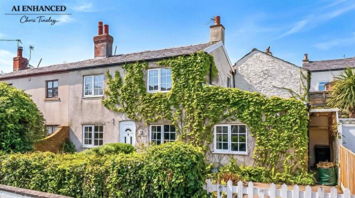 2 Bedroom Cottage For Sale In Bath Street North, Southport, PR9