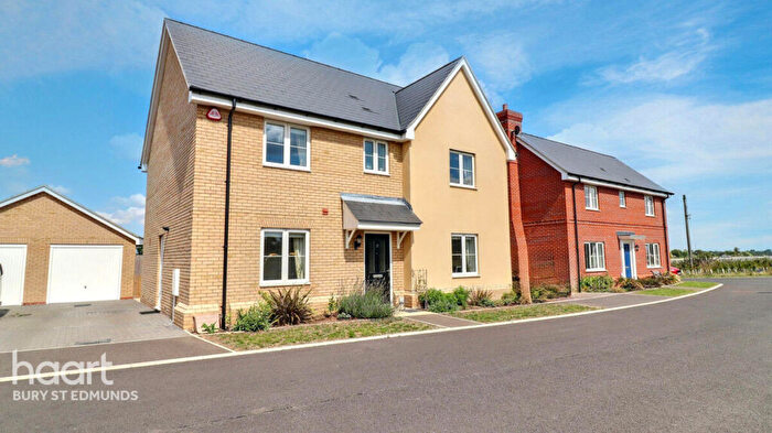4 Bedroom Detached House For Sale In Procession Way, Elmswell, Bury St Edmunds, IP30