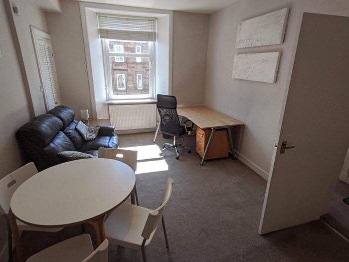 1 Bedroom Flat To Rent In Iona Street, Edinburgh, Midlothian, EH6