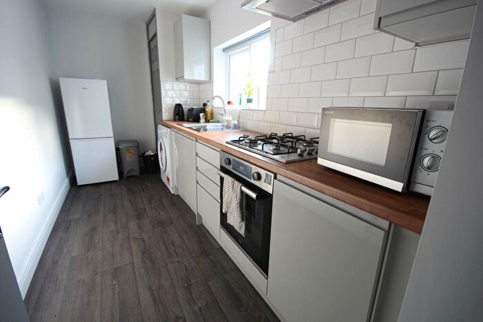 2 Bedroom House To Rent In High Street, Langley Moor, DH7