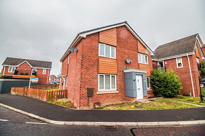 2 Bedroom Semi-Detached House For Sale In Teal Farm Way, Teal Farm, Washington, NE38