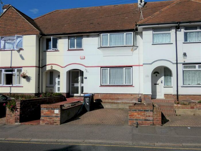 3 Bedroom House To Rent In St. Peters Road, Margate, CT9