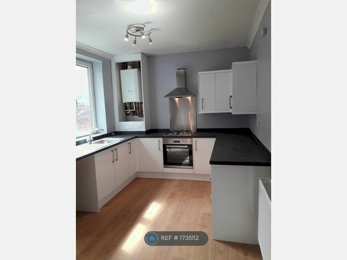 3 Bedroom Terraced House To Rent In Selbourne Road, Blackpool, FY1