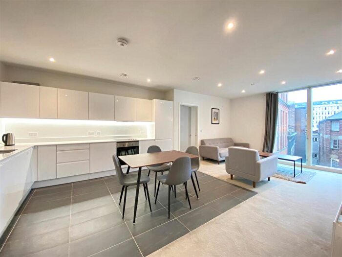 2 Bedroom Apartment To Rent In Transmission House, Tib Street, Manchester, M4