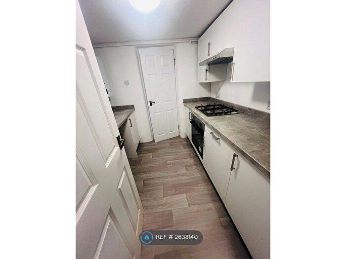 1 Bedroom Flat To Rent In Viaduct Road, Brighton, BN1