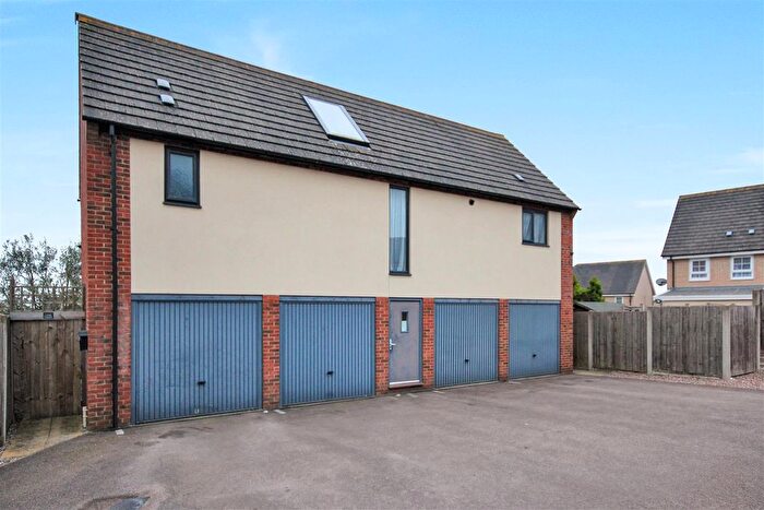 2 Bedroom Flat For Sale In Neptune Road, Wellingborough, NN8