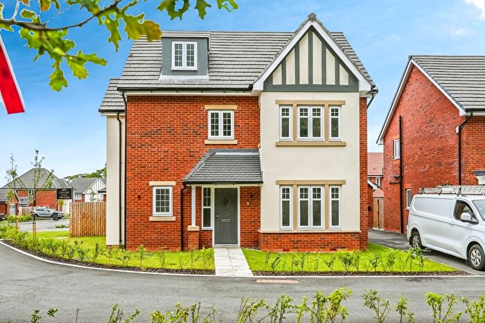 4 Bedroom Detached House For Sale In Greystones Drive, Scarisbrick, Ormskirk, Lancashire, L40