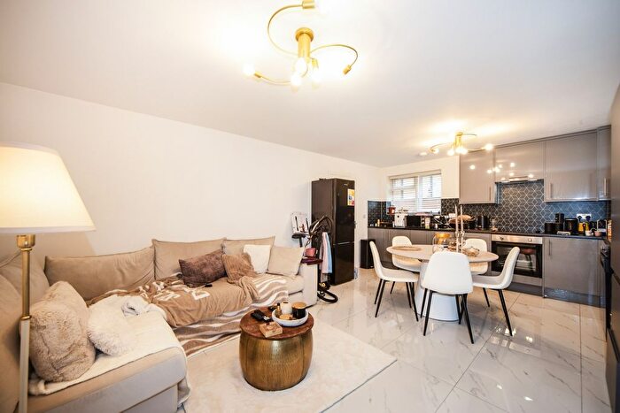 2 Bedroom Flat To Rent In High Street, Swanley, BR8