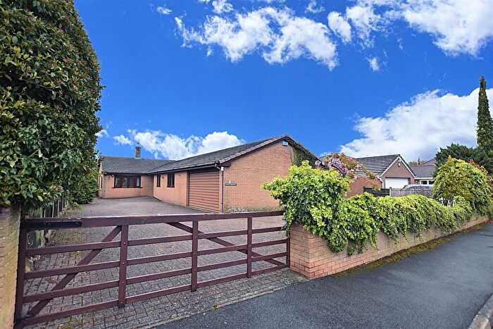 4 Bedroom Detached Bungalow For Sale In Sandrock Road, Marford, Wrexham, LL12
