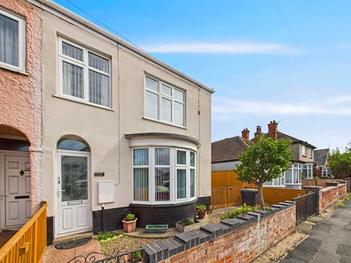 4 Bedroom Semi-Detached House For Sale In George Street, Mablethorpe, LN12