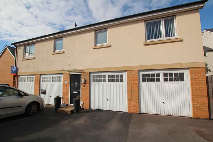 2 Bedroom Detached House To Rent In Wren Gardens - Portishead, BS20