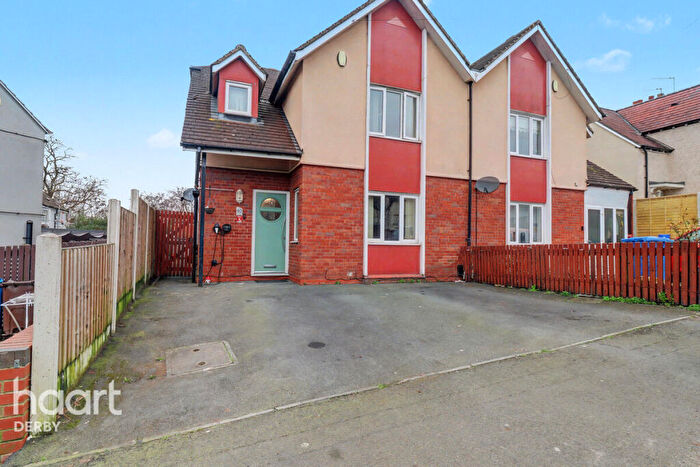 4 Bedroom Semi Detached House For Sale In Underhill Avenue, Derby, DE23