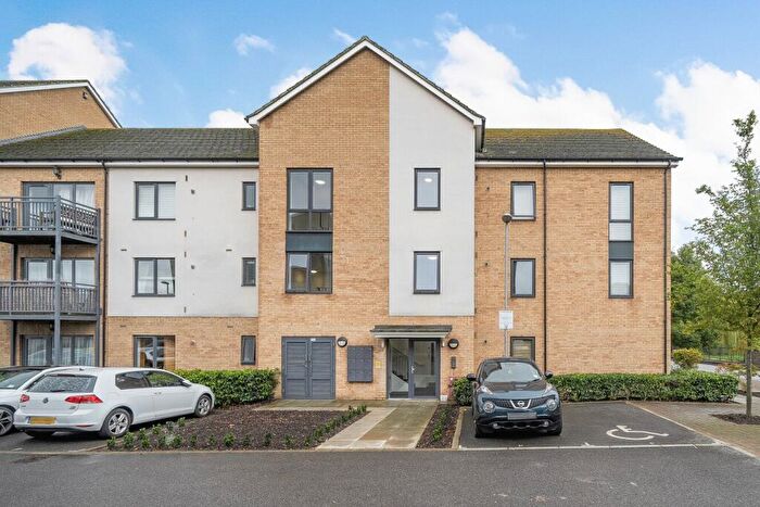 2 Bedroom Flat For Sale In Watson Place, South Norwood, London, SE25