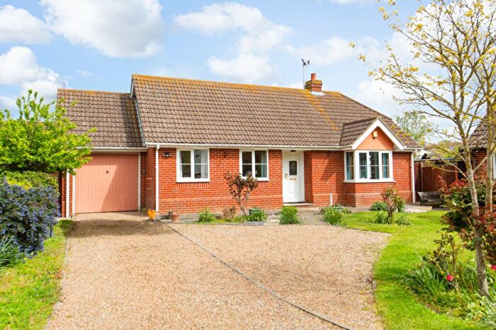 3 Bedroom Bungalow For Sale In Corylus Drive, Whitstable, Kent, CT5